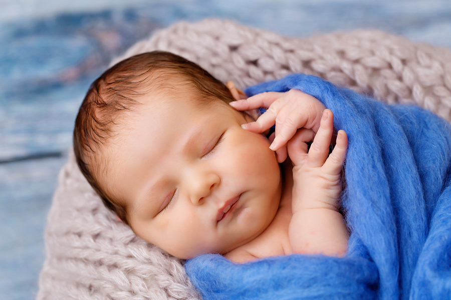 Neugeborenen-Fotoshooting-Ideen-Ann-Geddes-Paderborn-Wynn Photodesign-Ferdinand-5