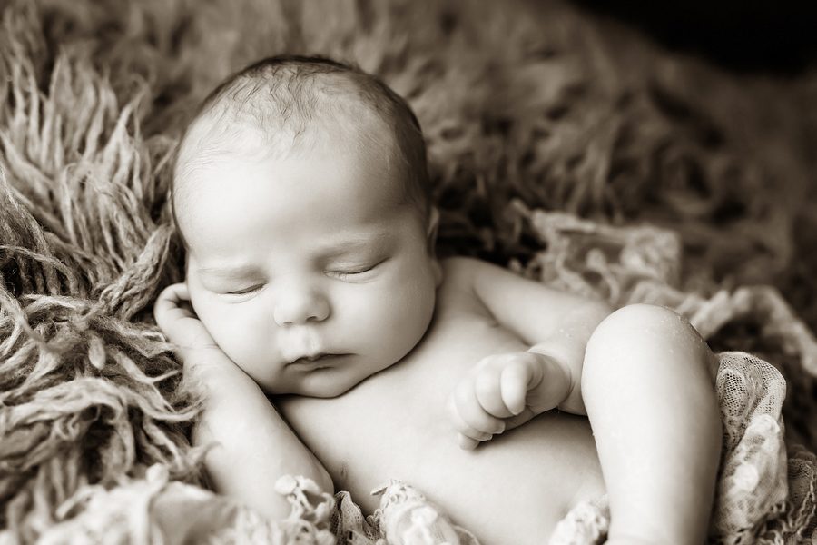 neugeborenen-fotoshooting-paderbornbabyfotos-bielefeld-babyfotoshooting-nick-21